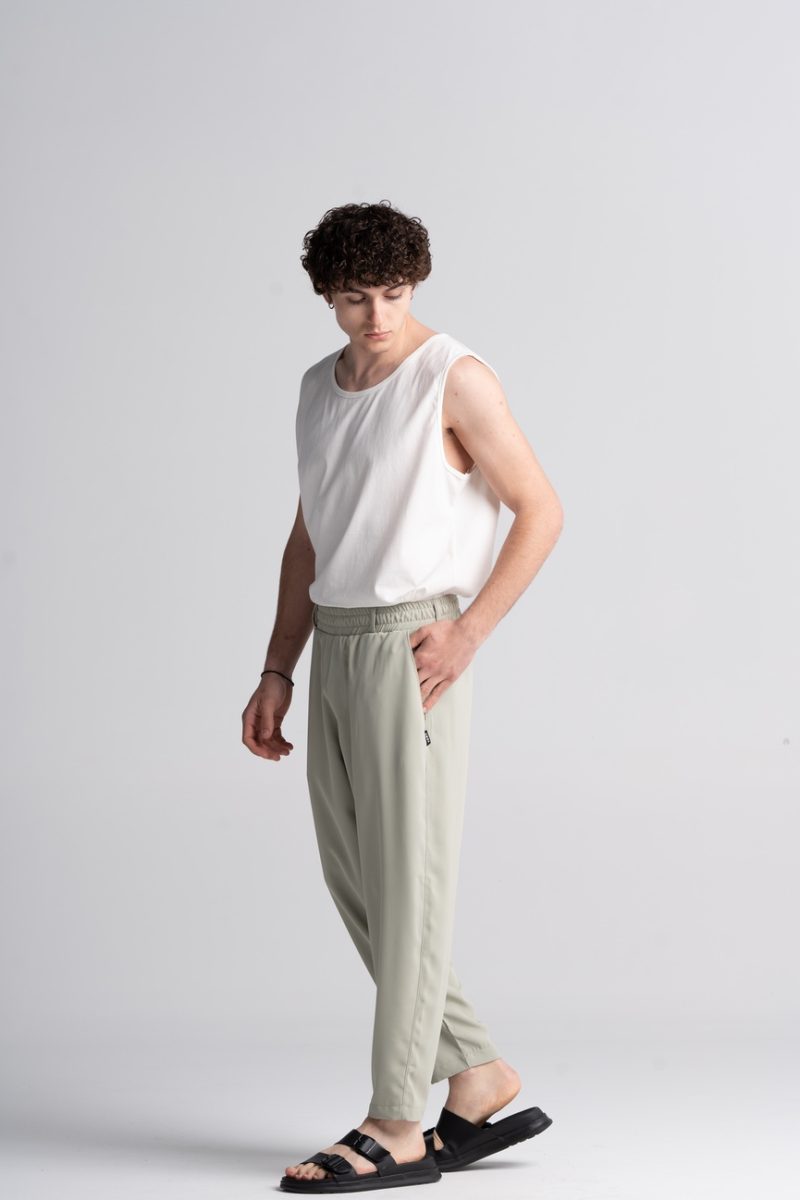 TROUSERS WITH REGULAR FIT ELASTIC