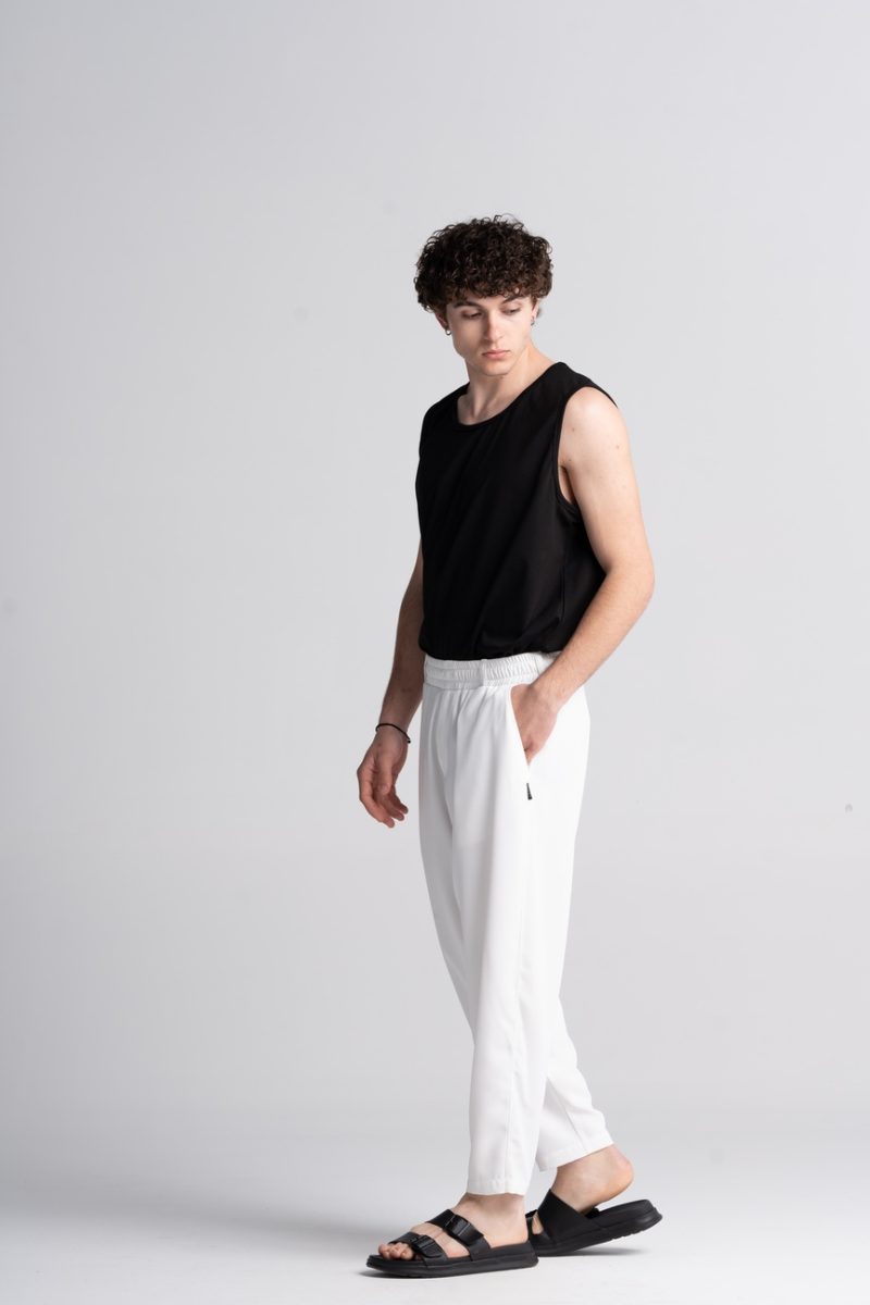 TROUSERS WITH REGULAR FIT ELASTIC