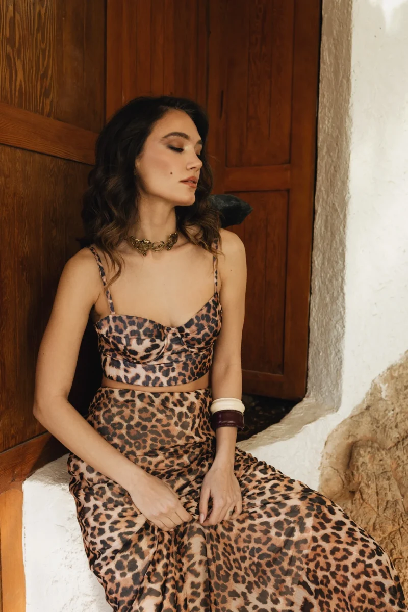 ISLA BUSTIER