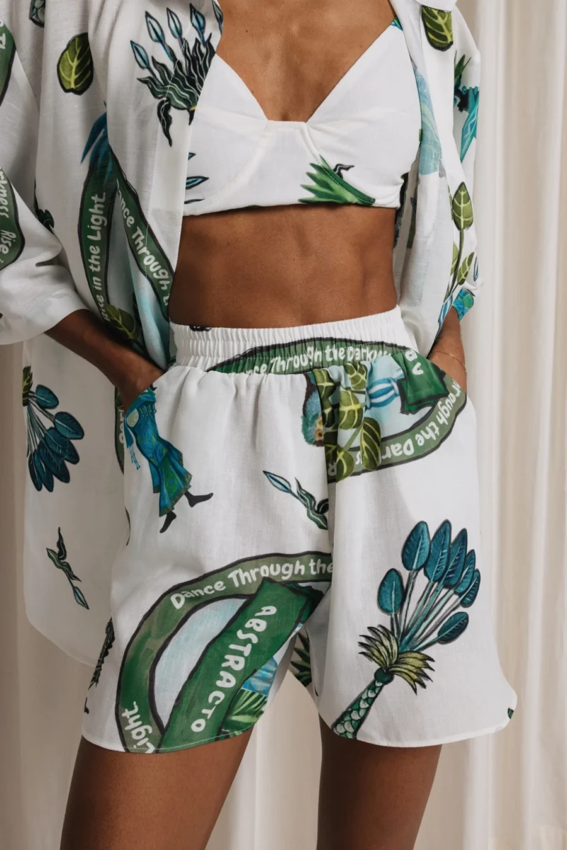 LEVA SHORTS