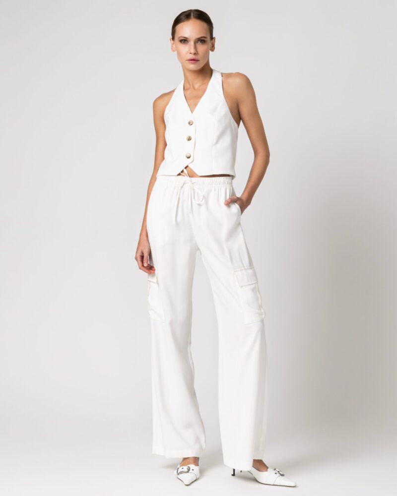 Leonora Vest